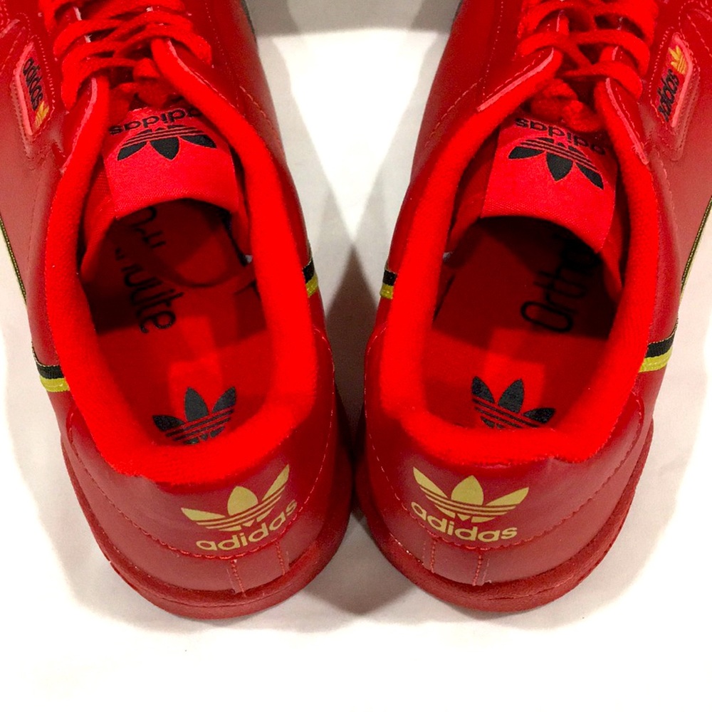❤️ ADIDAS ❤️ RARE COLLECTION GORGEOUS RED SPORTS SHOES . - Picture 9 of 9